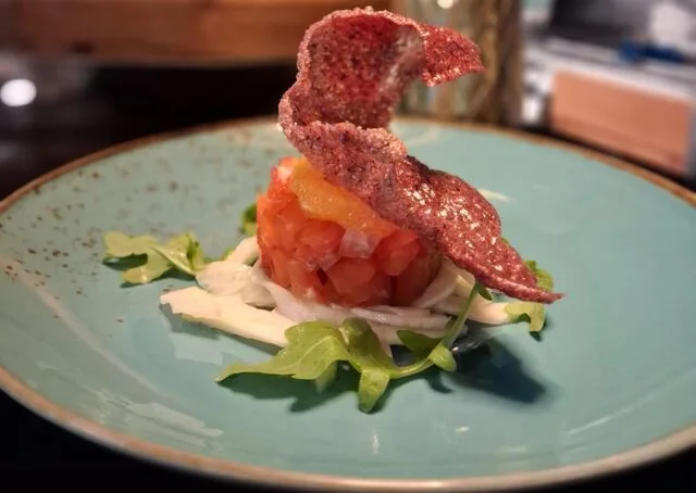 Tartare di Fassona servita al Tira Tardi Ristopub Tartare di Fassona servita al Tira Tardi Ristopub